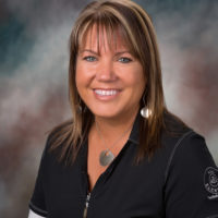 8V4A0817 Tara Thurber profile