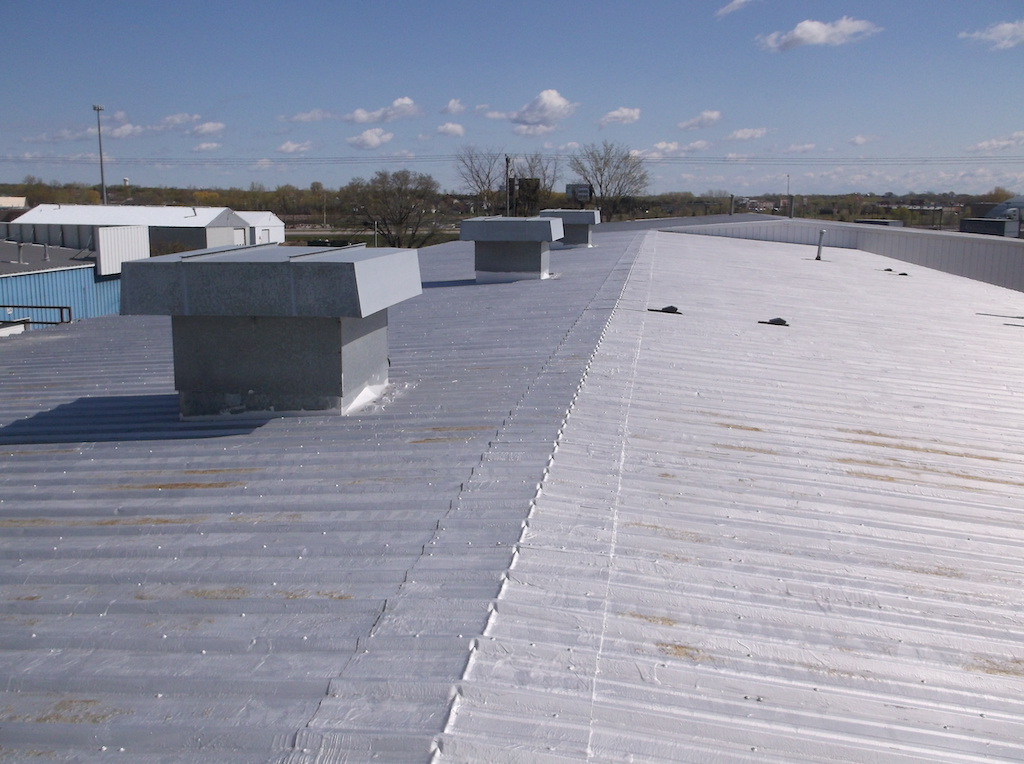Top of Advanced Extrusion's commercial roofing project.