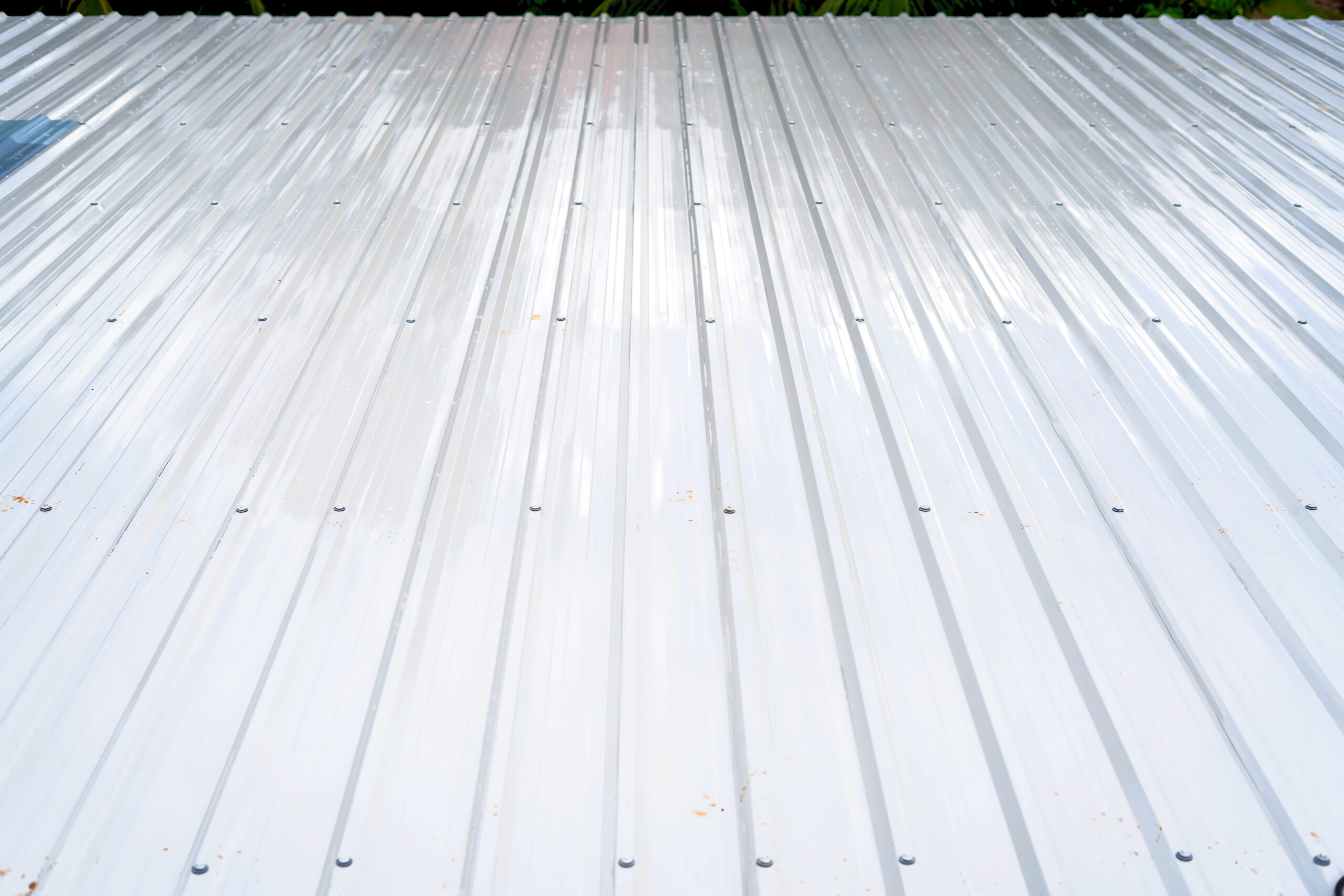 White PU foam metal sheet roof